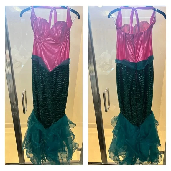 InCharacter Mermaid Costume. Size Medium. 🧜🏻‍♀️ - Picture 5 of 10